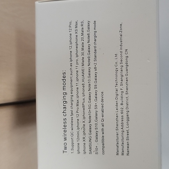 New CAR WIRELESS CHARGER - NEW & SEALED! A MUST HAVE - Picture 5 of 5